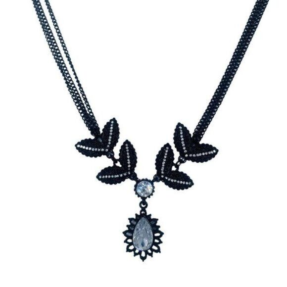 Betsey Johnson Iconic Jet Setters Black Lace Crystal 3 Strand Gem Necklace - Picture 4 of 9